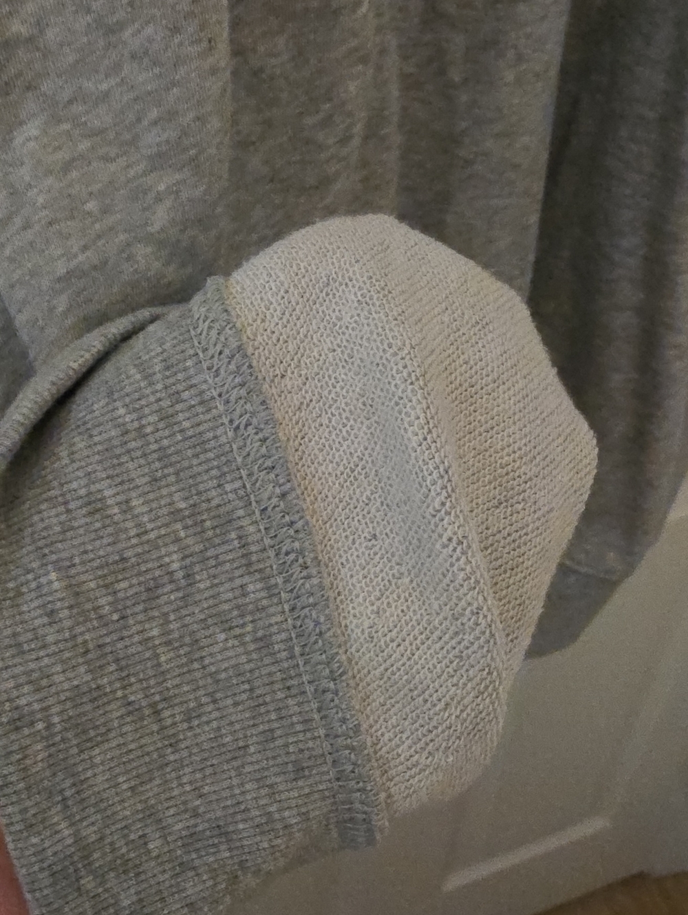 Classic 3X Old Navy Women's Gray Crewneck Sweatshirt - Picture 4 of 5